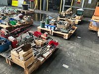 Partij diverse onderdelen - afbeelding 1 van  18