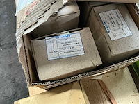 Partij diverse onderdelen - afbeelding 2 van  10