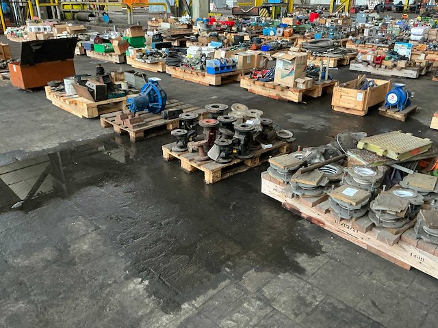 Partij diverse onderdelen - afbeelding 2 van  10