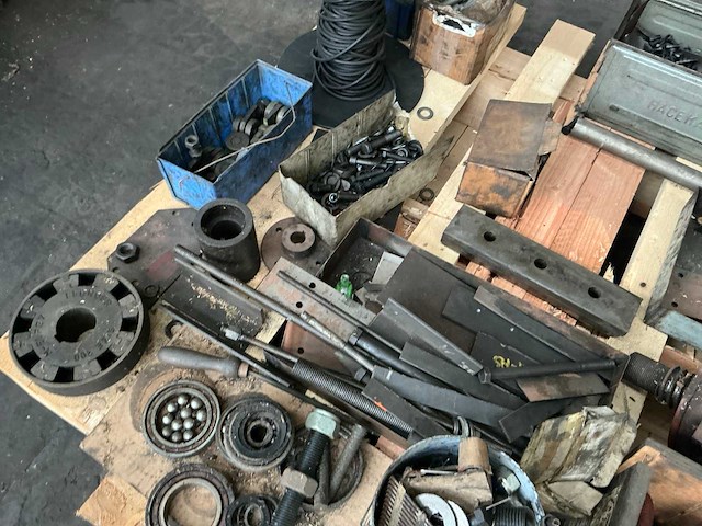 Partij diverse onderdelen - afbeelding 7 van  10