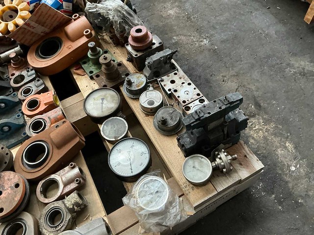 Partij diverse onderdelen - afbeelding 6 van  8