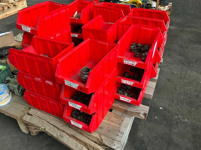 Partij diverse onderdelen - afbeelding 2 van  17