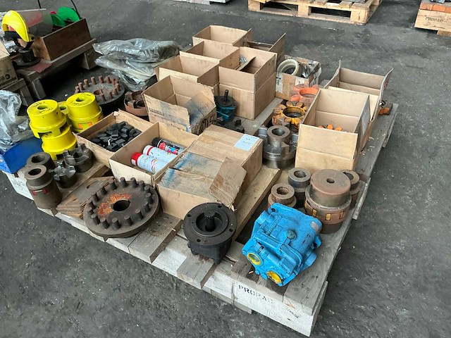 Partij diverse onderdelen - afbeelding 3 van  17