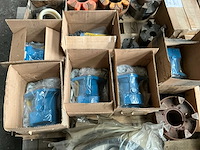 Partij diverse onderdelen - afbeelding 8 van  17