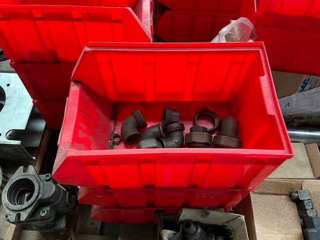 Partij diverse onderdelen - afbeelding 13 van  17