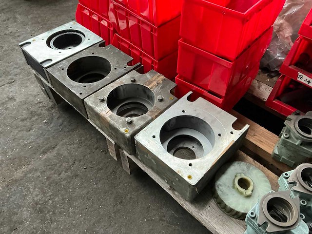 Partij diverse onderdelen - afbeelding 15 van  17