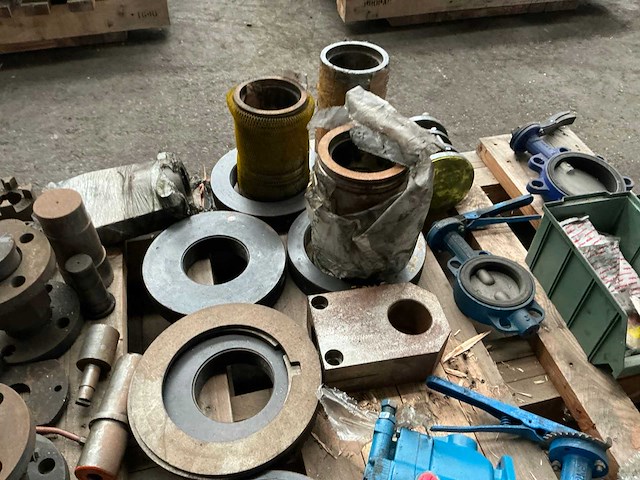 Partij diverse onderdelen - afbeelding 3 van  18