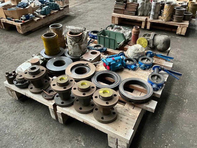 Partij diverse onderdelen - afbeelding 15 van  18