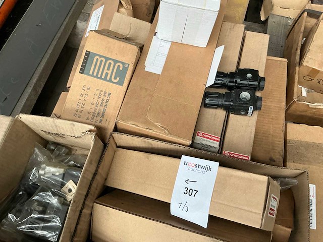 Partij diverse onderdelen - afbeelding 9 van  16