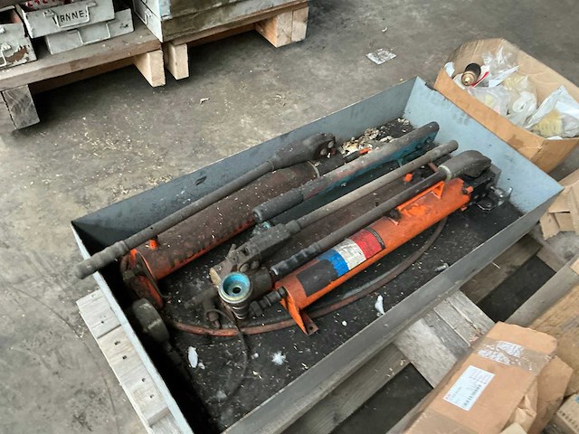 Partij diverse onderdelen - afbeelding 13 van  16