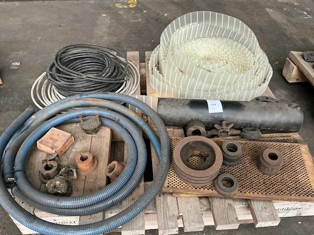 Partij diverse onderdelen - afbeelding 4 van  12