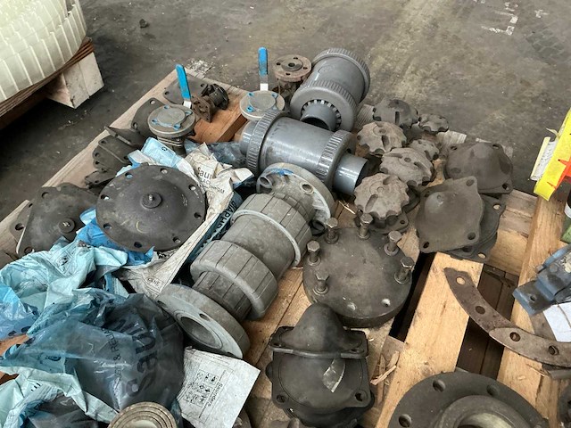 Partij diverse onderdelen - afbeelding 11 van  12