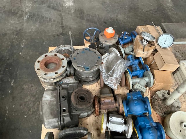 Partij diverse onderdelen - afbeelding 4 van  8