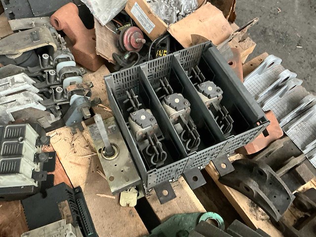 Partij diverse onderdelen - afbeelding 9 van  12