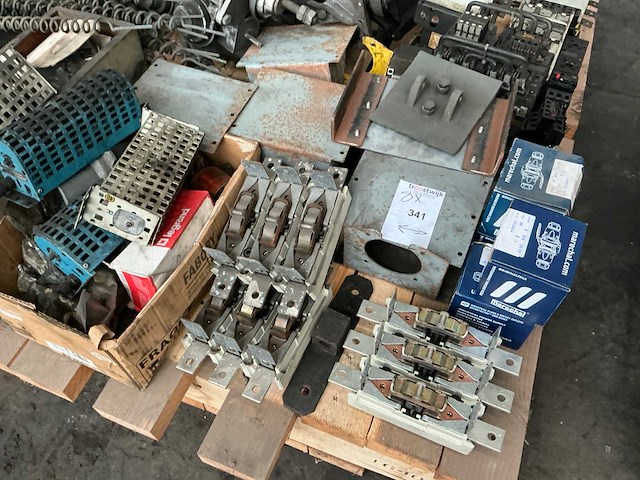 Partij diverse onderdelen - afbeelding 8 van  25