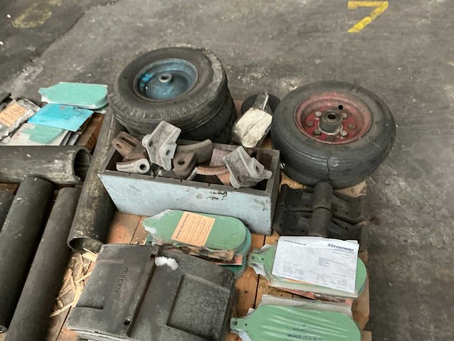 Partij diverse onderdelen - afbeelding 22 van  25