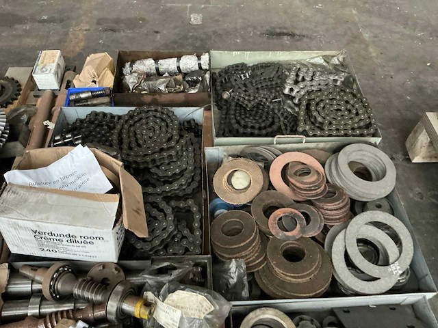 Partij diverse onderdelen - afbeelding 8 van  30