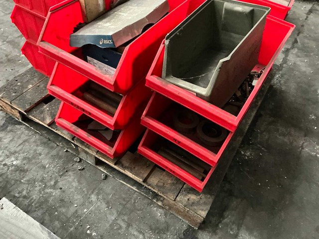 Partij diverse onderdelen - afbeelding 19 van  30