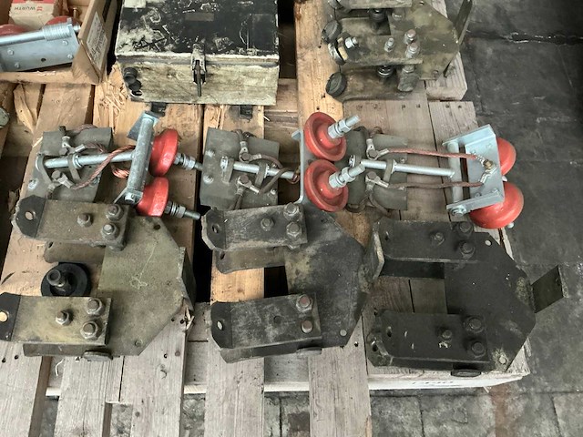 Partij diverse onderdelen - afbeelding 30 van  30