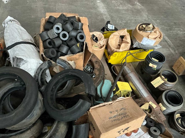 Partij diverse onderdelen - afbeelding 4 van  12