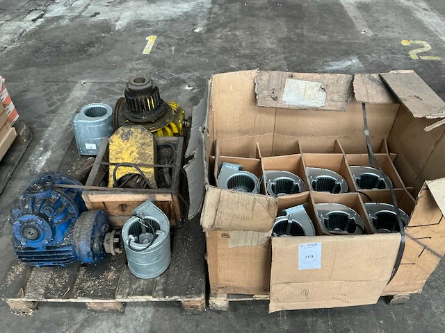 Partij diverse onderdelen - afbeelding 1 van  7