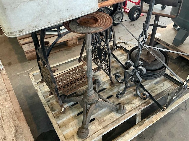 Partij diverse onderstellen - afbeelding 3 van  7