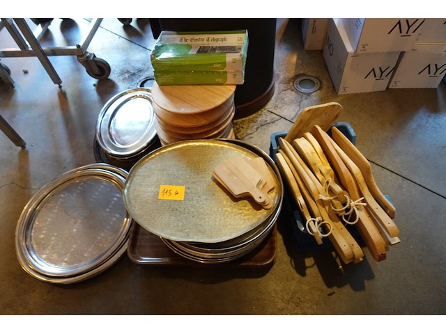 Partij diverse opdienplaten - afbeelding 1 van  7