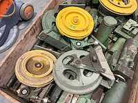 Partij diverse oude machine onderdelen - afbeelding 3 van  4