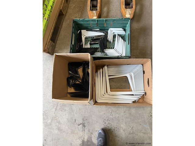 Partij diverse plankendragers - afbeelding 1 van  5