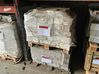 Partij diverse plinten & tegels (6x pallet) - afbeelding 7 van  12