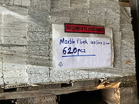 Partij diverse plinten & tegels (6x pallet) - afbeelding 12 van  12