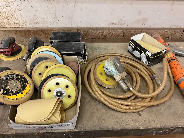 Partij diverse pneumatische gereedschappen - afbeelding 2 van  3