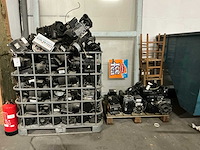 Partij diverse pompen/elektromotoren - afbeelding 1 van  5
