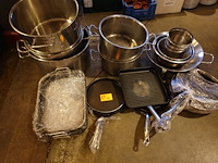 Partij diverse potten en pannen - afbeelding 1 van  5