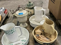 Partij diverse potten en vazen