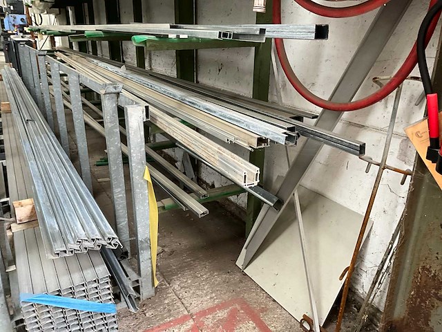 Partij diverse profielen - afbeelding 6 van  9