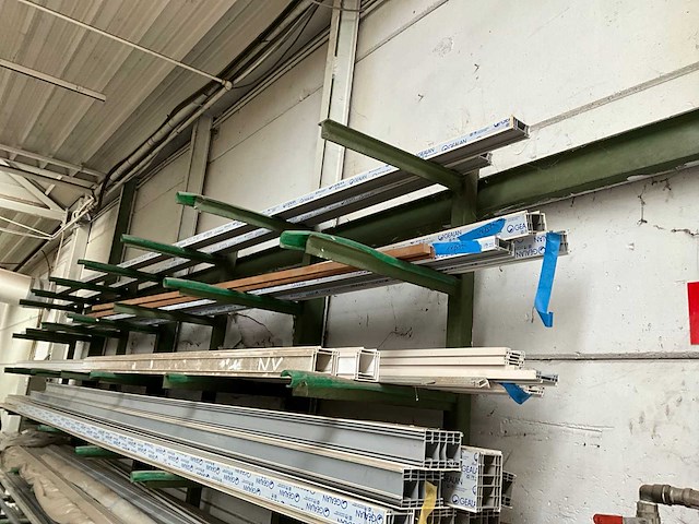 Partij diverse profielen - afbeelding 9 van  9