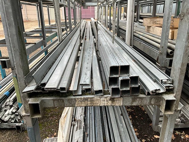 Partij diverse profielen - afbeelding 11 van  14