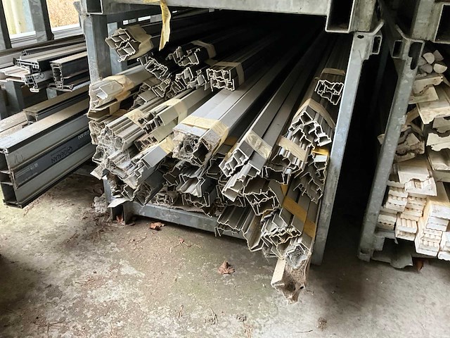 Partij diverse profielen - afbeelding 6 van  29