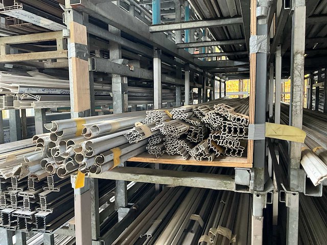 Partij diverse profielen - afbeelding 8 van  29