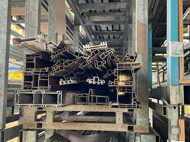 Partij diverse profielen - afbeelding 13 van  29