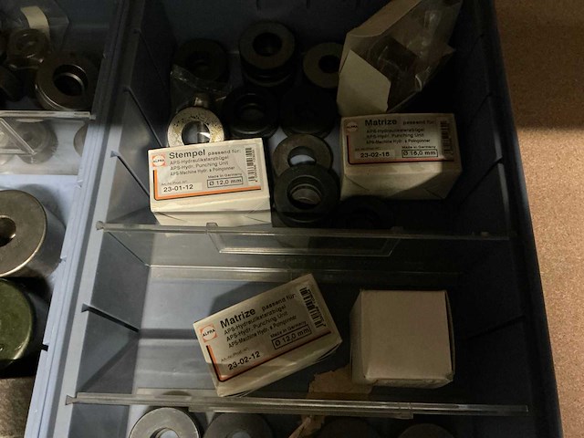 Partij diverse punching units, conisch stiften etc.. - afbeelding 10 van  16