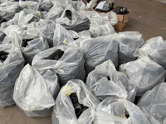 Partij diverse pvc hulpstukken - afbeelding 11 van  13