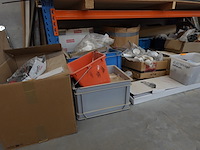 Partij diverse pvc-koppelingen - afbeelding 1 van  6