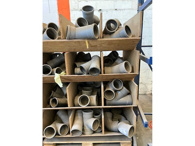 Partij diverse pvc koppelstukken - afbeelding 5 van  10