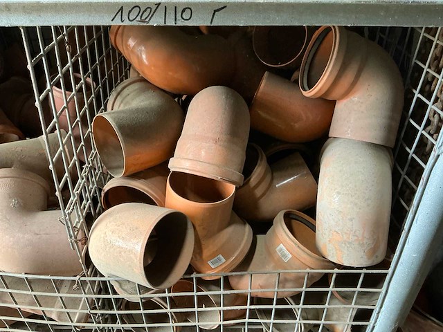 Partij diverse pvc koppelstukken - afbeelding 28 van  32