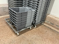 Partij diverse pvc stapelbakken (100x) - afbeelding 4 van  12