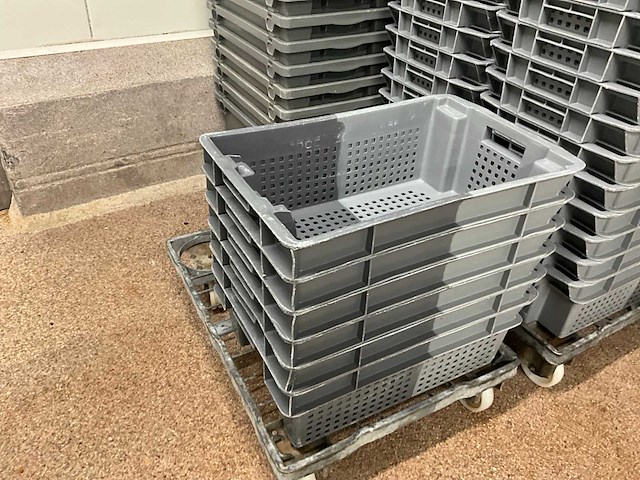 Partij diverse pvc stapelbakken (100x) - afbeelding 8 van  12