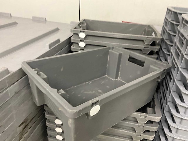 Partij diverse pvc stapelbakken (40x) - afbeelding 2 van  6