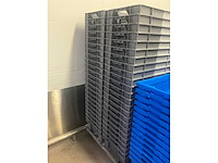 Partij diverse pvc stapelbakken (42x) - afbeelding 4 van  5